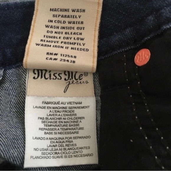 LAST CALL Miss Me Signature Ankle Skinny Jeans Women’s Size 26 Blue Embroidered - Picture 14 of 14